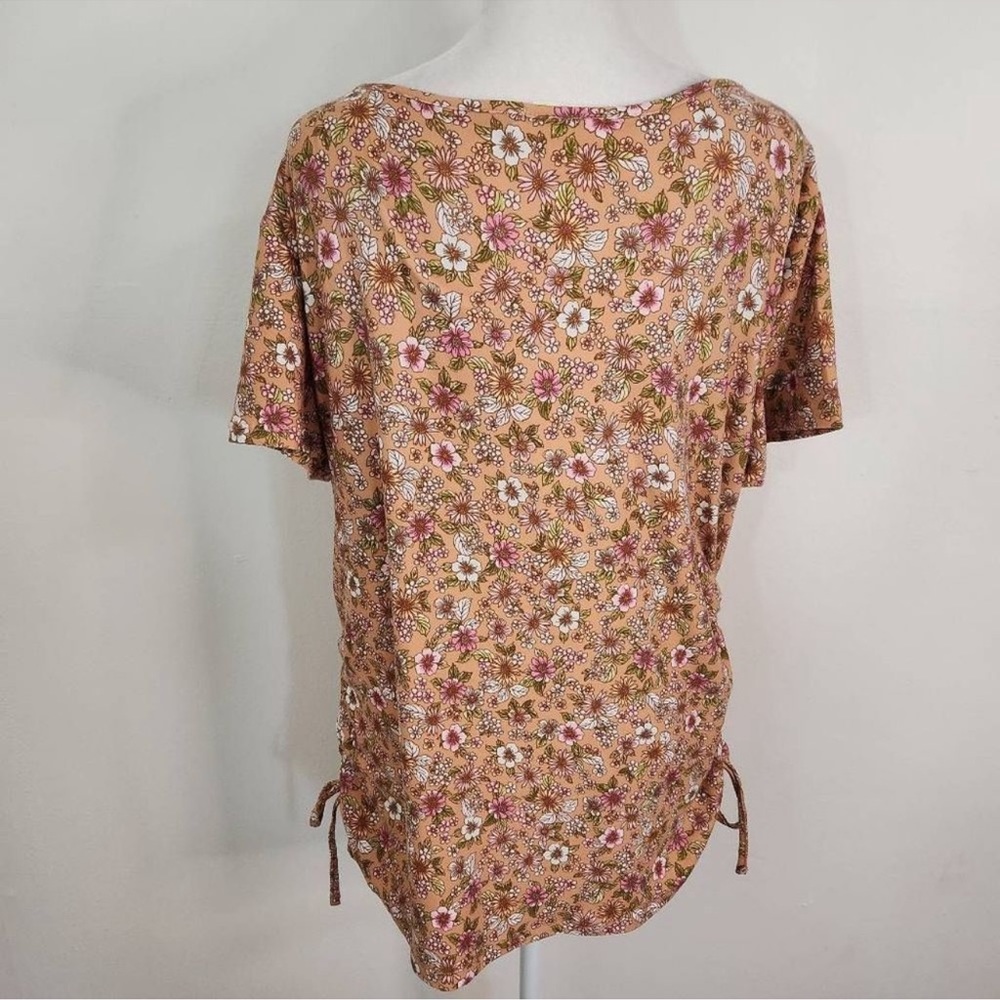 No Comment Ruched Side Ties Floral Top - Picture 6 of 6